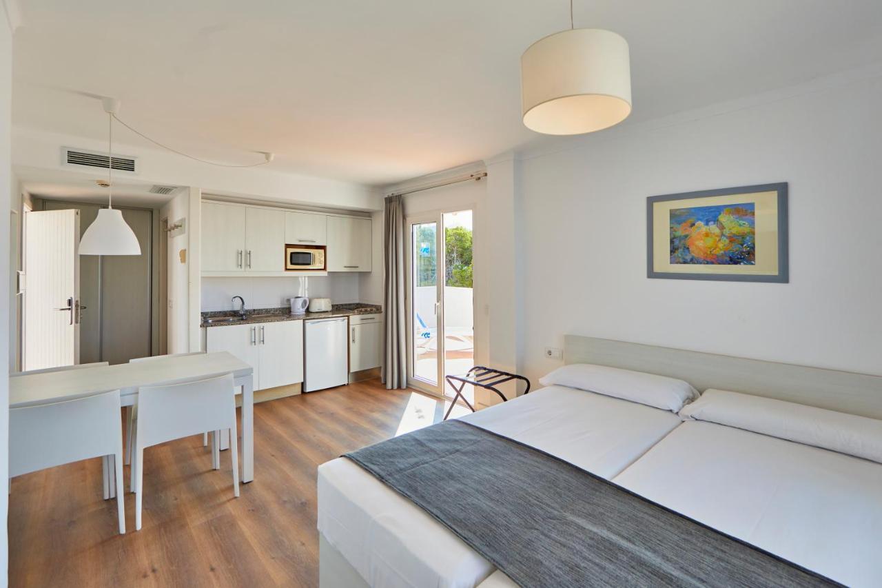 Ola Apartamentos Cala D'Or Luaran gambar