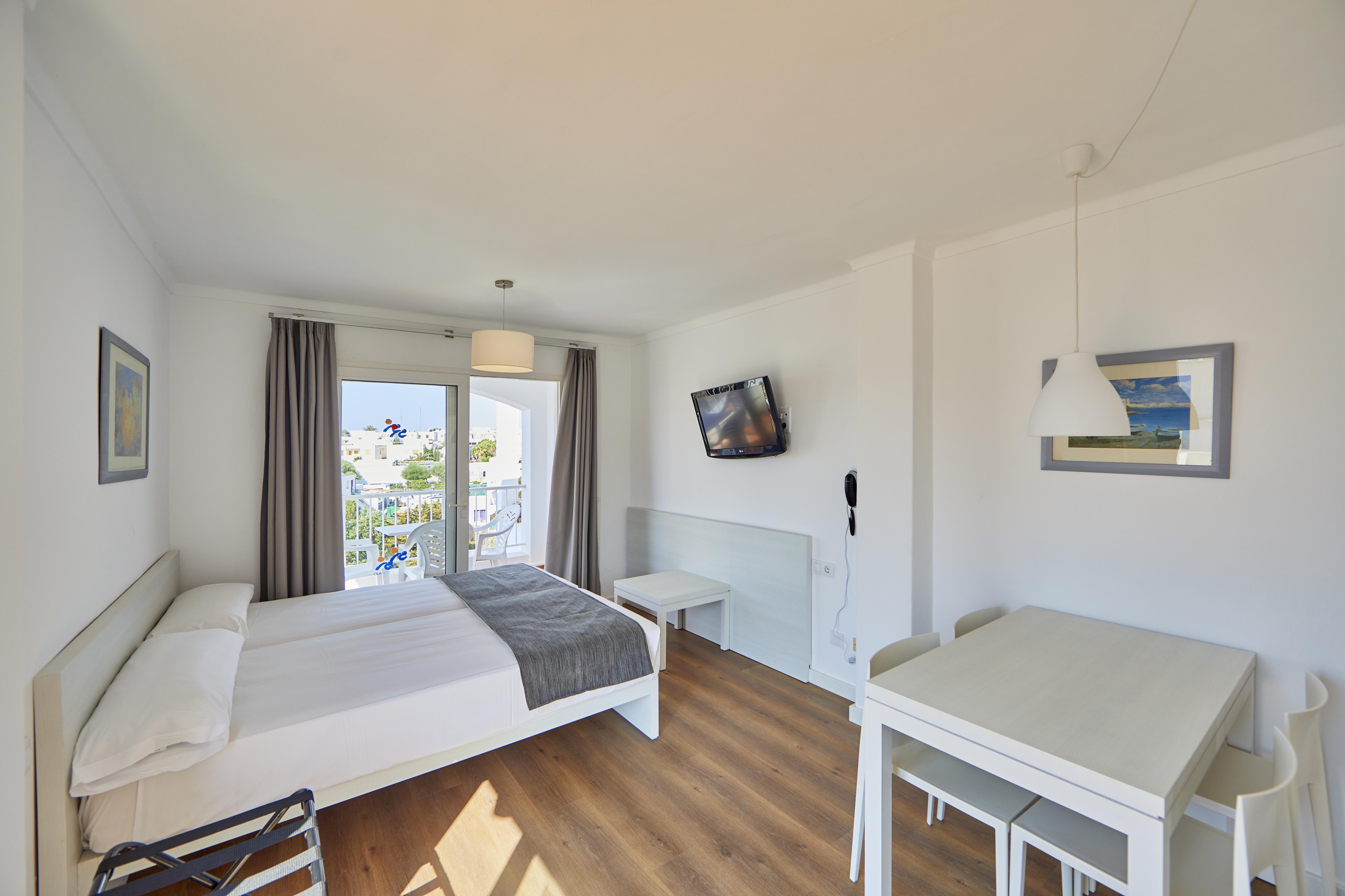Ola Apartamentos Cala D'Or Luaran gambar